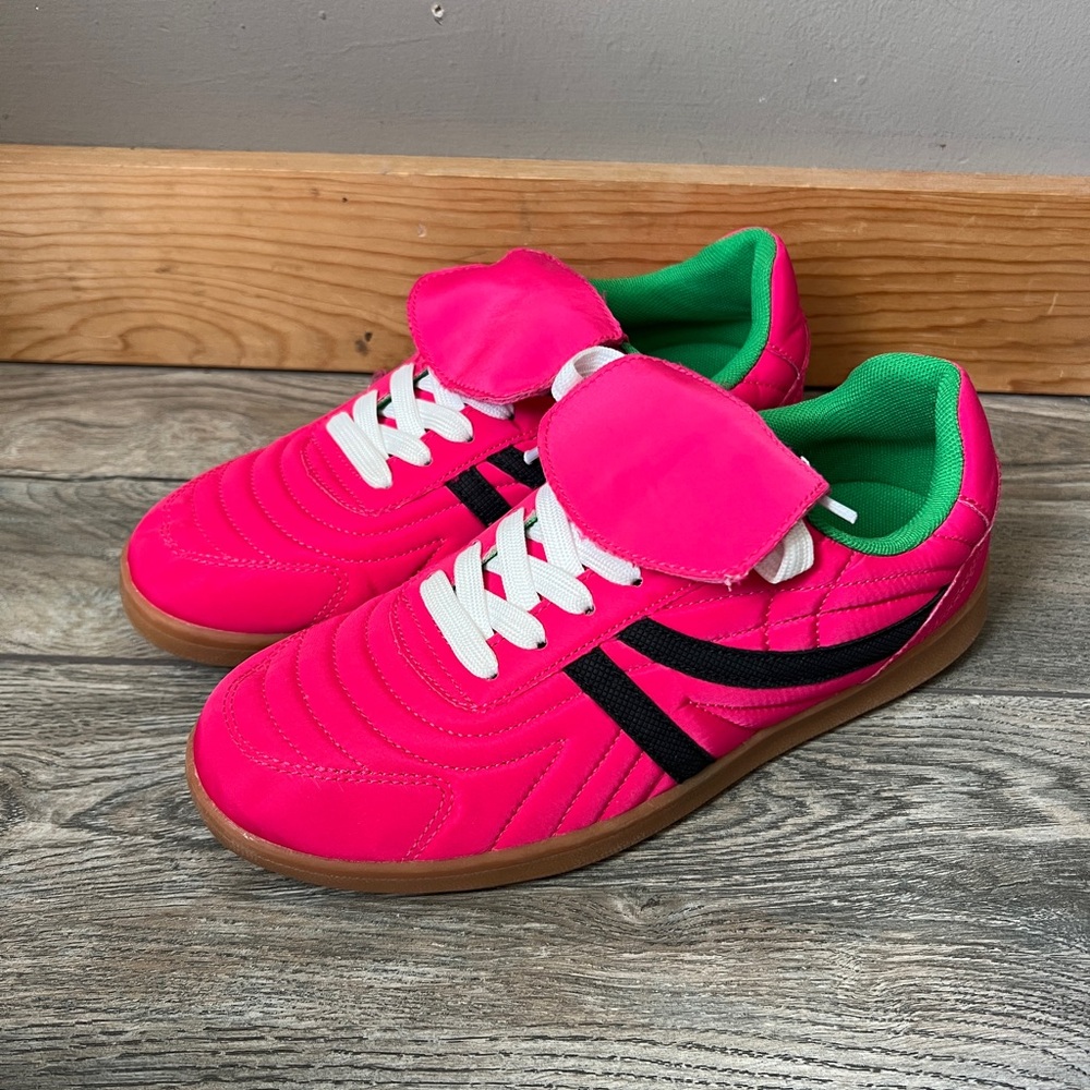 Steve Madden Kids Neon Pink Indoor Soccer Sneakers with Black Stripe